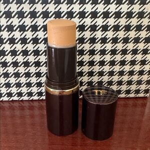 Tom Ford Traceless Foundation Stick